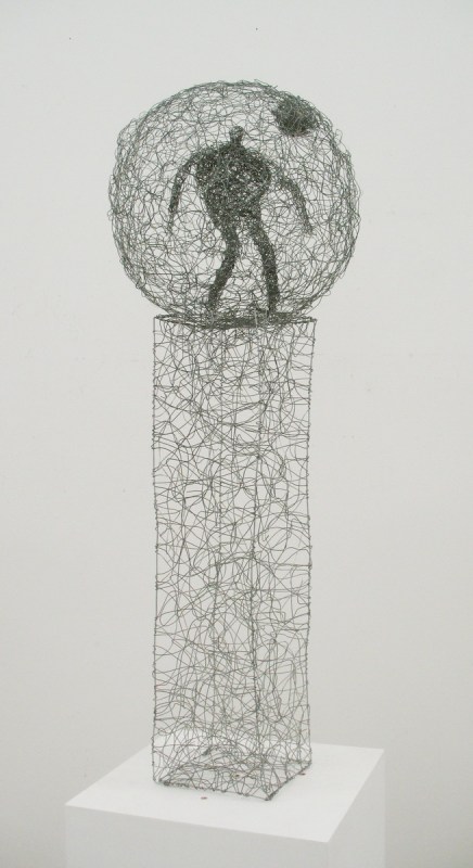 Cosmos 2009 cm 82 X 28 X 28